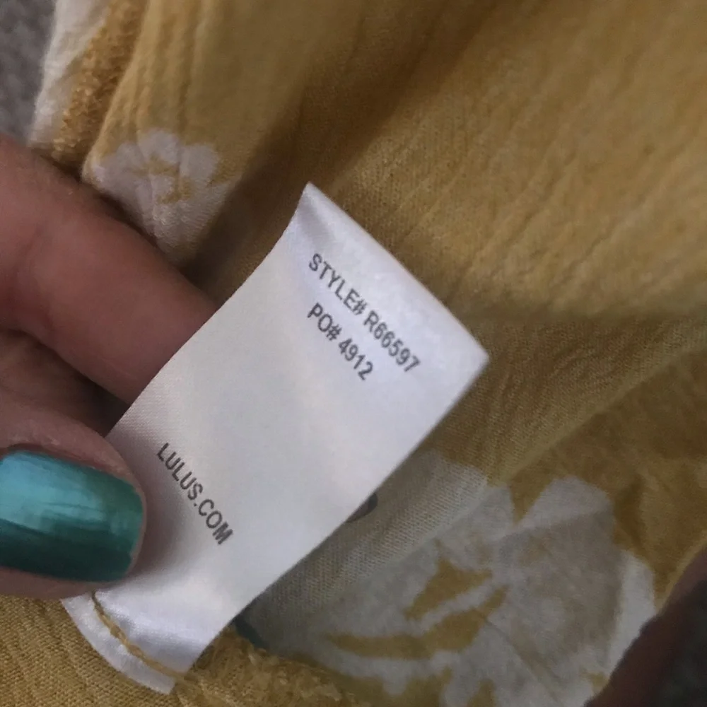 SOLD Lulu’s yellow maxi wrap dress Sz Sm - Picture 5 of 12